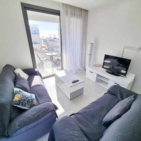 Sea La Vie Seaview Apartment Larnaca Exterior photo